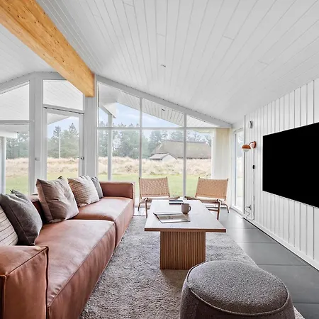 Feriehus Beautiful In With Kitchen *