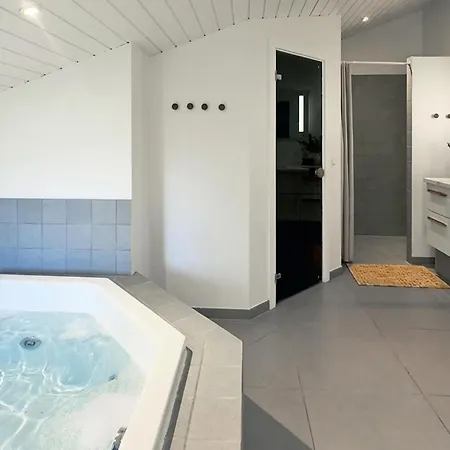 Beautiful In With Kitchen Feriehus *