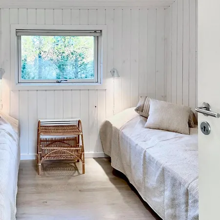 Feriehus Beautiful In With Kitchen *
