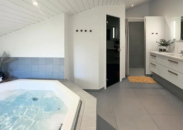 Beautiful In With Kitchen Сasa de vacaciones *